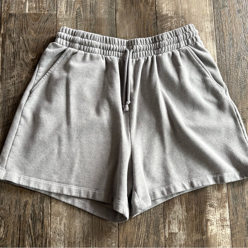 Wild Fable Light Gray Athletic Shorts